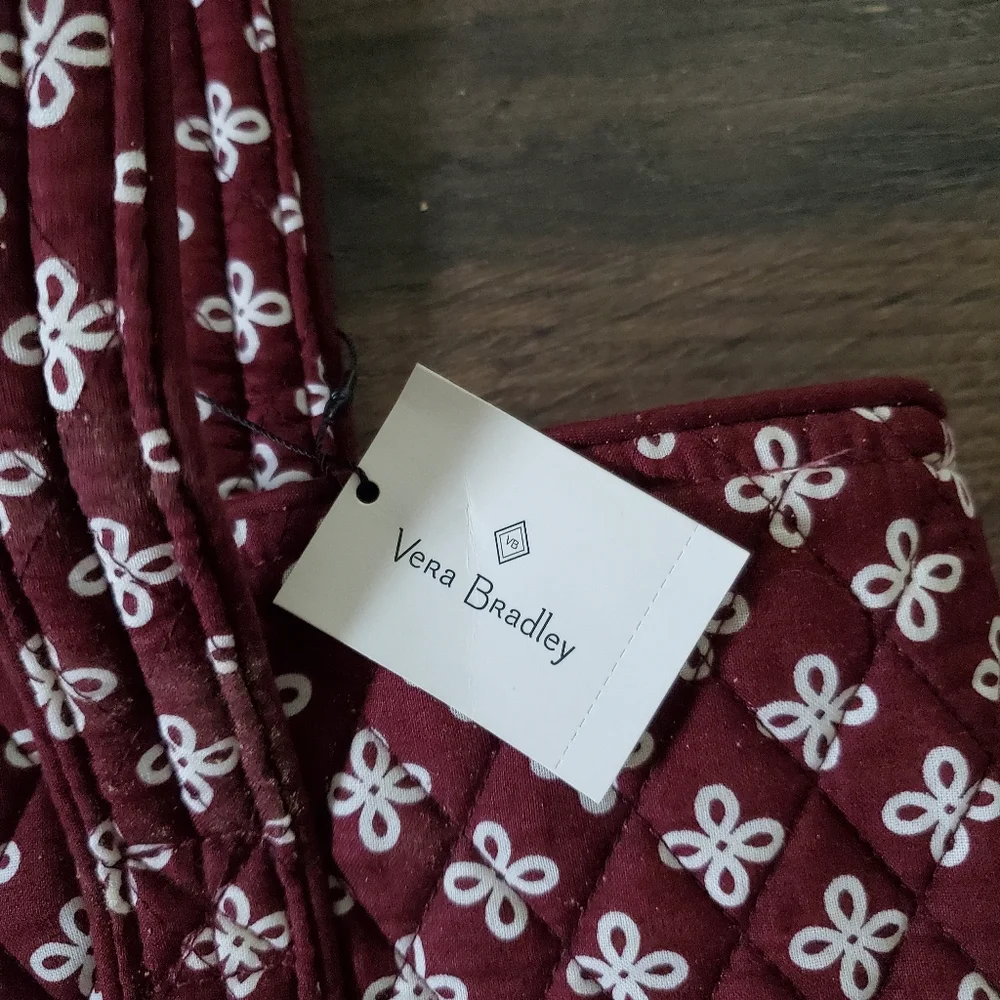 Vera Bradley Tote - Picture 2 of 9